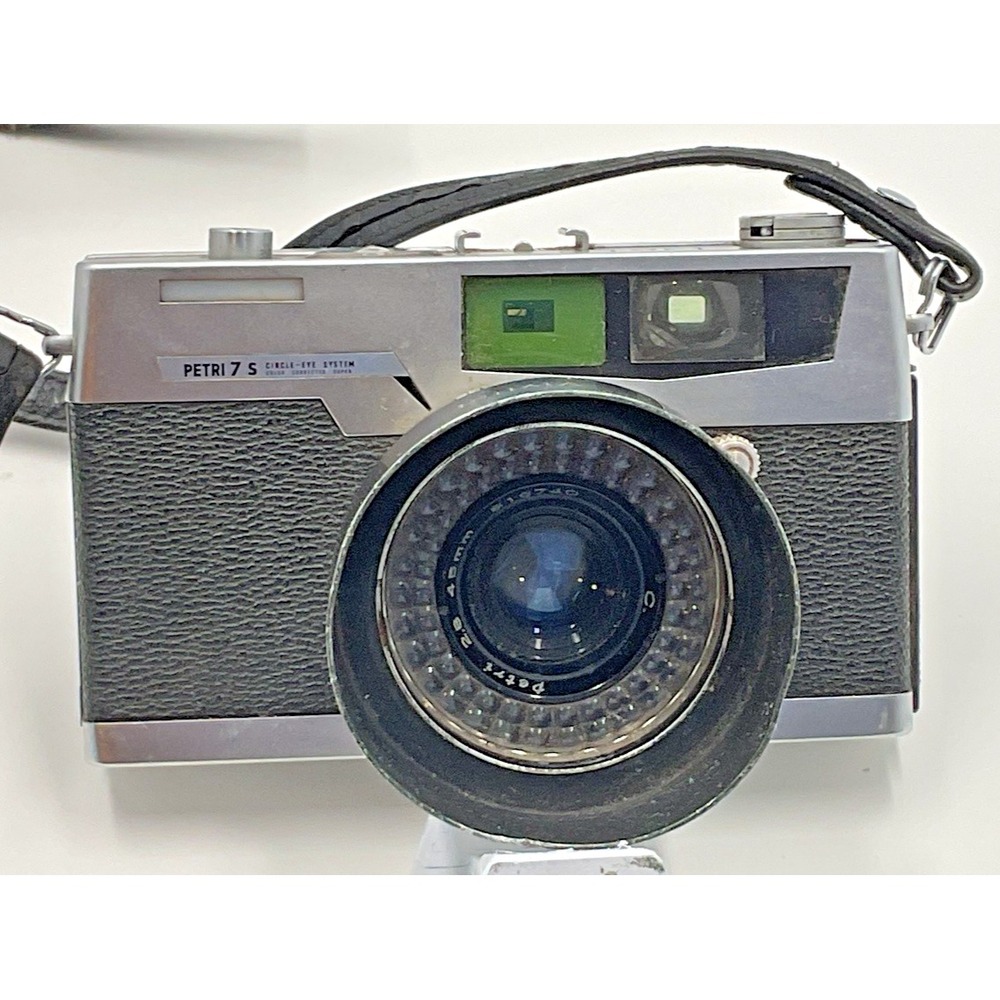 Petri‎ 7S Circle Eye System Film Camera